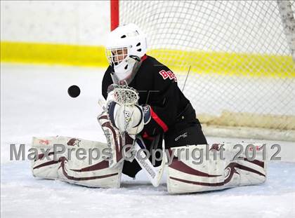 Thumbnail 1 in Branford vs. Hand (CIAC Division II Quarterfinal) photogallery.