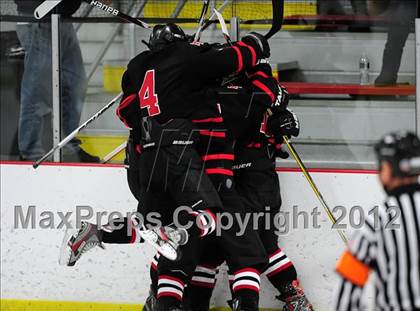 Thumbnail 2 in Branford vs. Hand (CIAC Division II Quarterfinal) photogallery.