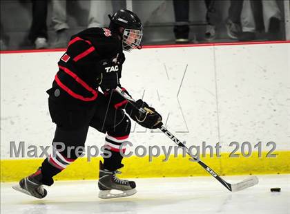 Thumbnail 2 in Branford vs. Hand (CIAC Division II Quarterfinal) photogallery.