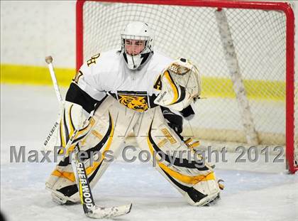 Thumbnail 3 in Branford vs. Hand (CIAC Division II Quarterfinal) photogallery.