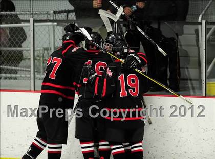 Thumbnail 3 in Branford vs. Hand (CIAC Division II Quarterfinal) photogallery.