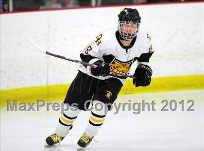 Thumbnail 3 in Branford vs. Hand (CIAC Division II Quarterfinal) photogallery.