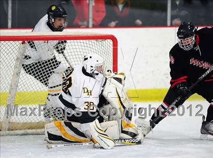 Thumbnail 2 in Branford vs. Hand (CIAC Division II Quarterfinal) photogallery.