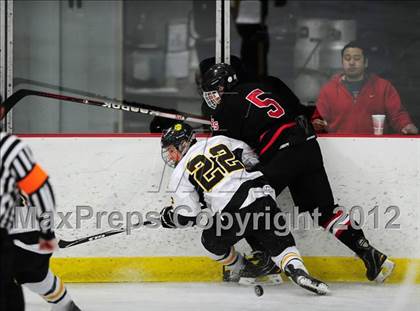 Thumbnail 2 in Branford vs. Hand (CIAC Division II Quarterfinal) photogallery.