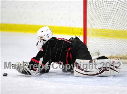 Thumbnail 3 in Branford vs. Hand (CIAC Division II Quarterfinal) photogallery.