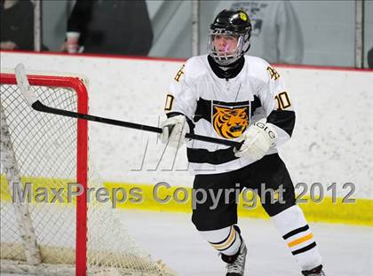 Thumbnail 3 in Branford vs. Hand (CIAC Division II Quarterfinal) photogallery.
