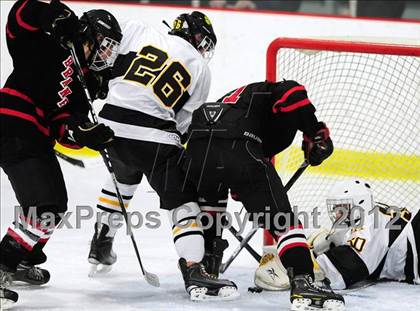 Thumbnail 1 in Branford vs. Hand (CIAC Division II Quarterfinal) photogallery.