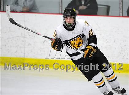 Thumbnail 1 in Branford vs. Hand (CIAC Division II Quarterfinal) photogallery.