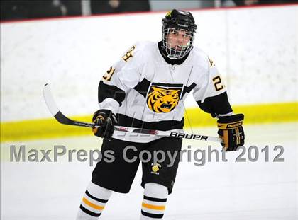 Thumbnail 2 in Branford vs. Hand (CIAC Division II Quarterfinal) photogallery.