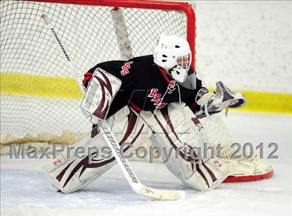 Thumbnail 1 in Branford vs. Hand (CIAC Division II Quarterfinal) photogallery.