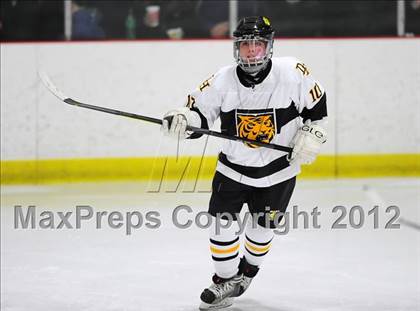 Thumbnail 2 in Branford vs. Hand (CIAC Division II Quarterfinal) photogallery.