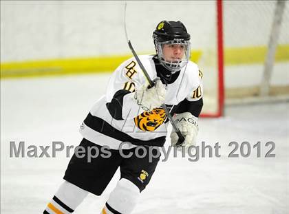 Thumbnail 1 in Branford vs. Hand (CIAC Division II Quarterfinal) photogallery.