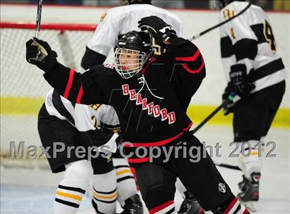 Thumbnail 1 in Branford vs. Hand (CIAC Division II Quarterfinal) photogallery.