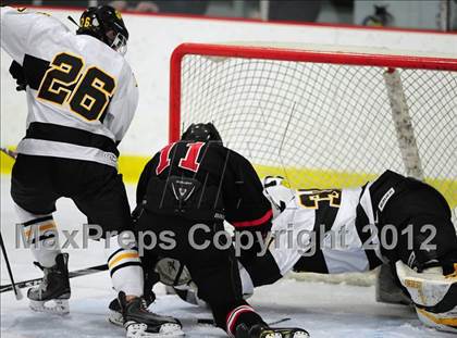Thumbnail 3 in Branford vs. Hand (CIAC Division II Quarterfinal) photogallery.