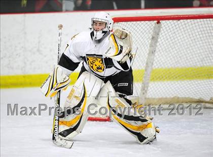 Thumbnail 2 in Branford vs. Hand (CIAC Division II Quarterfinal) photogallery.