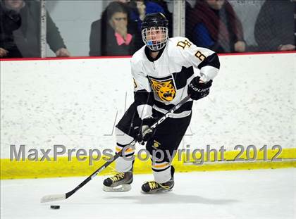 Thumbnail 2 in Branford vs. Hand (CIAC Division II Quarterfinal) photogallery.