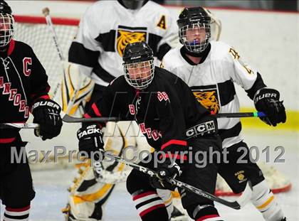 Thumbnail 3 in Branford vs. Hand (CIAC Division II Quarterfinal) photogallery.