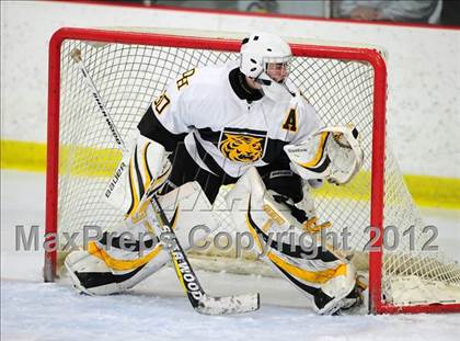 Thumbnail 3 in Branford vs. Hand (CIAC Division II Quarterfinal) photogallery.