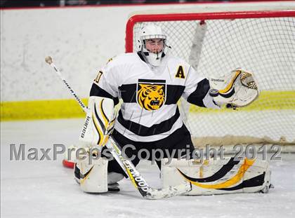 Thumbnail 2 in Branford vs. Hand (CIAC Division II Quarterfinal) photogallery.
