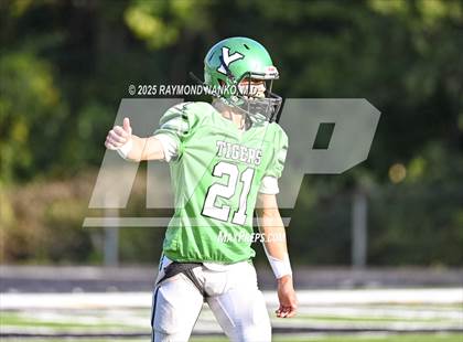 Thumbnail 2 in FR: New Palestine @ Yorktown photogallery.