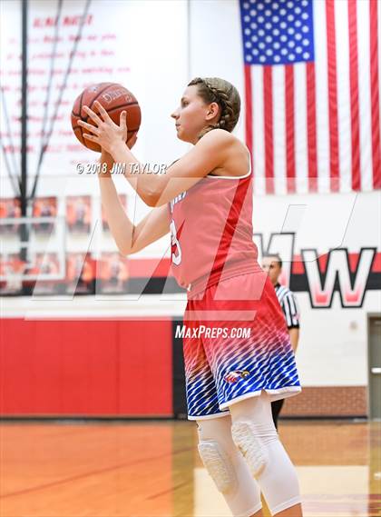 Thumbnail 2 in Lake Country Christian vs. Cisco (Bank of Mineral Wells Mountaineer Classic) photogallery.