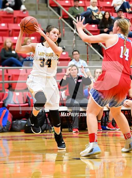 Thumbnail 3 in Lake Country Christian vs. Cisco (Bank of Mineral Wells Mountaineer Classic) photogallery.