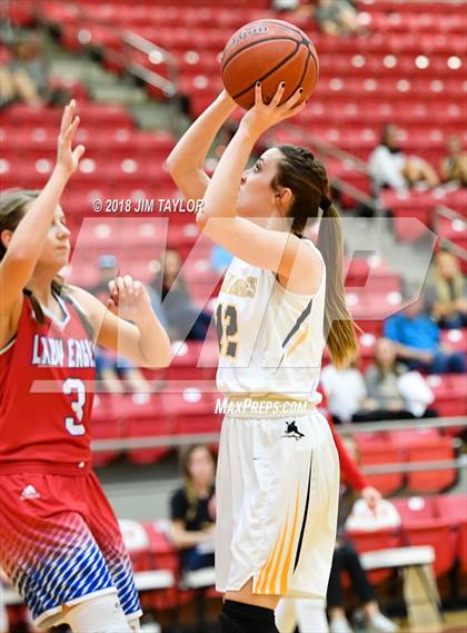 Thumbnail 3 in Lake Country Christian vs. Cisco (Bank of Mineral Wells Mountaineer Classic) photogallery.
