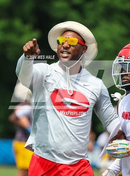 Thumbnail 2 in Germantown vs Oxford (U of Memphis 7v7) photogallery.