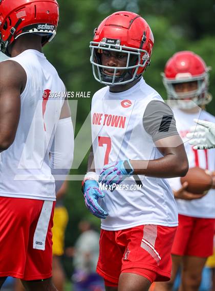 Thumbnail 2 in Germantown vs Oxford (U of Memphis 7v7) photogallery.