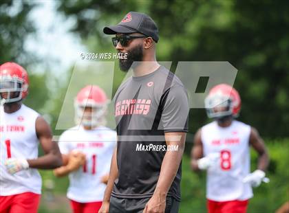 Thumbnail 2 in Germantown vs Oxford (U of Memphis 7v7) photogallery.