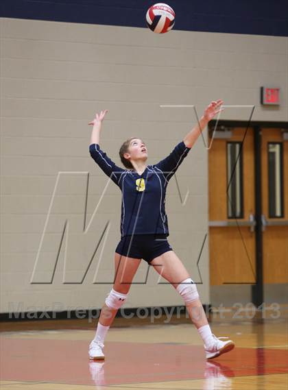 Thumbnail 2 in FR: Boyd vs. McKinney photogallery.