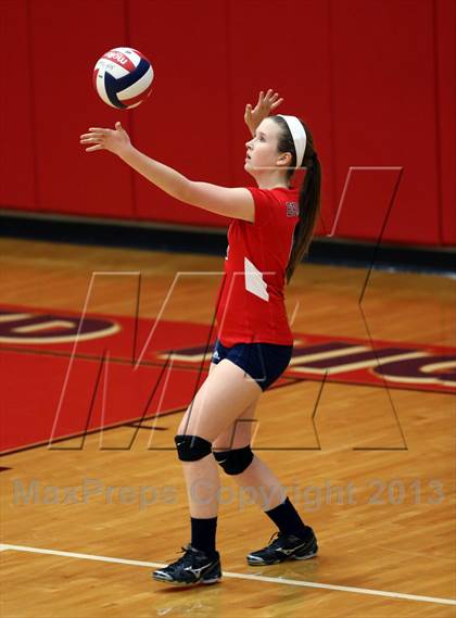 Thumbnail 3 in FR: Boyd vs. McKinney photogallery.
