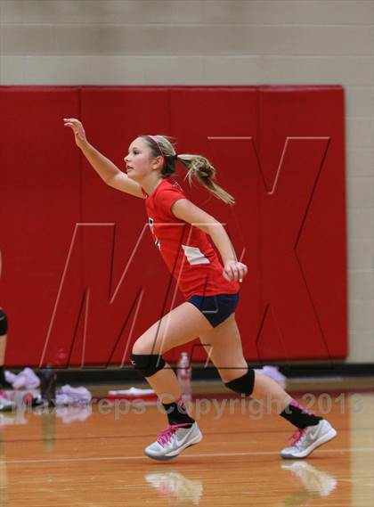 Thumbnail 3 in FR: Boyd vs. McKinney photogallery.