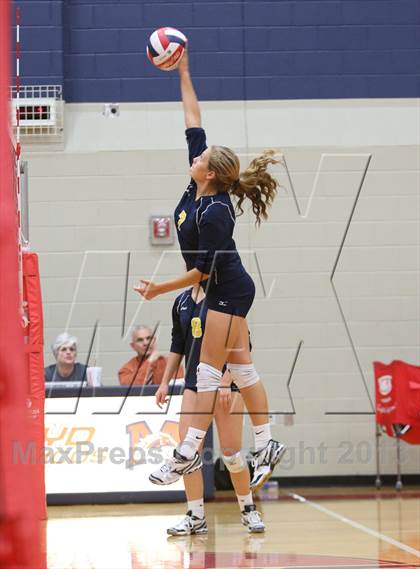 Thumbnail 1 in FR: Boyd vs. McKinney photogallery.