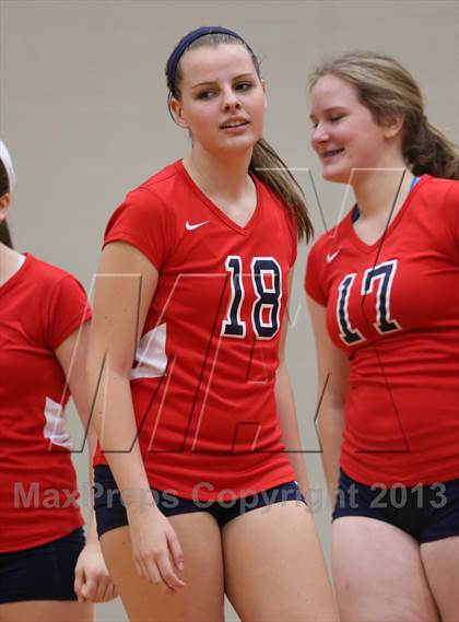 Thumbnail 1 in FR: Boyd vs. McKinney photogallery.