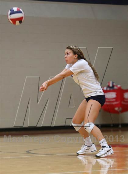 Thumbnail 1 in FR: Boyd vs. McKinney photogallery.