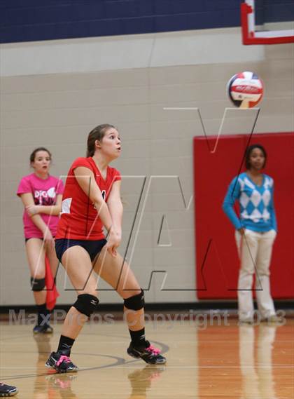 Thumbnail 1 in FR: Boyd vs. McKinney photogallery.