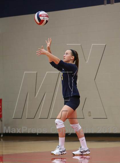 Thumbnail 2 in FR: Boyd vs. McKinney photogallery.
