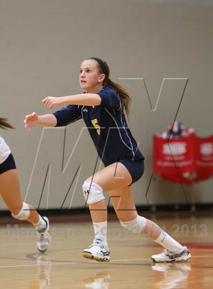Thumbnail 2 in FR: Boyd vs. McKinney photogallery.