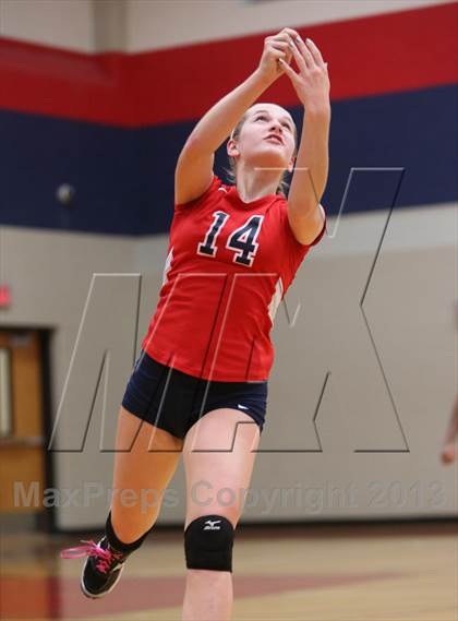 Thumbnail 1 in FR: Boyd vs. McKinney photogallery.