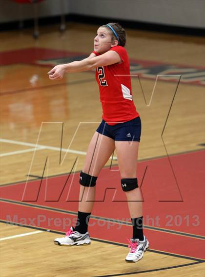 Thumbnail 3 in FR: Boyd vs. McKinney photogallery.