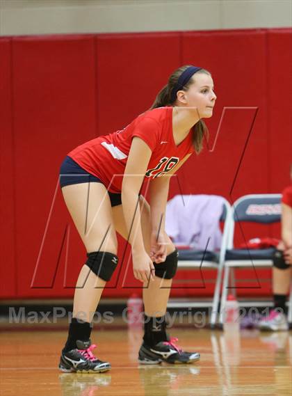 Thumbnail 3 in FR: Boyd vs. McKinney photogallery.