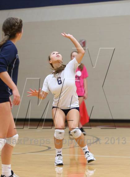 Thumbnail 1 in FR: Boyd vs. McKinney photogallery.