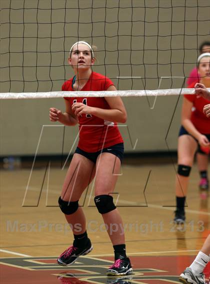 Thumbnail 2 in FR: Boyd vs. McKinney photogallery.