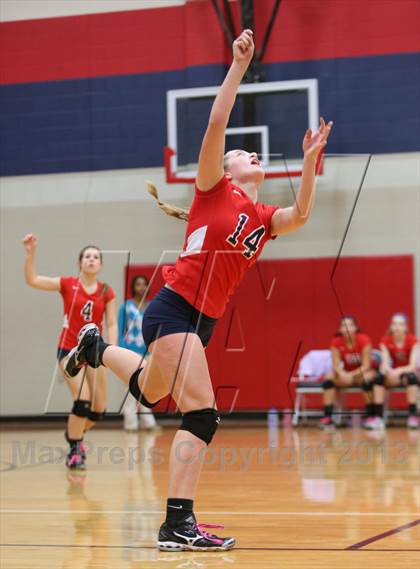 Thumbnail 3 in FR: Boyd vs. McKinney photogallery.