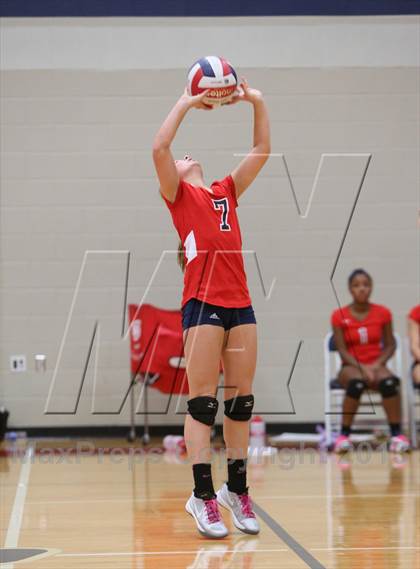 Thumbnail 3 in FR: Boyd vs. McKinney photogallery.