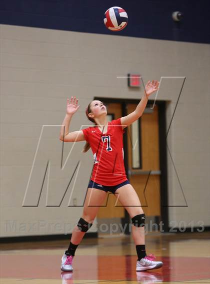 Thumbnail 1 in FR: Boyd vs. McKinney photogallery.