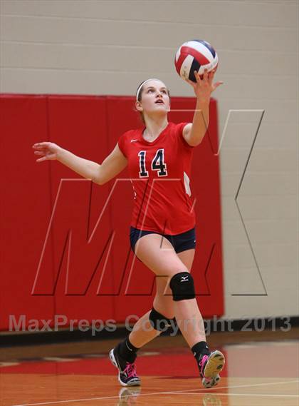Thumbnail 1 in FR: Boyd vs. McKinney photogallery.