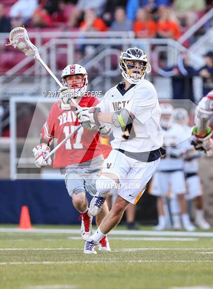 Thumbnail 2 in Victor vs. Canandaigua Academy (Section 5 Class B Final) photogallery.