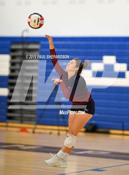 Thumbnail 2 in Fairview vs. Dakota Ridge (CHSAA 5A Regional Playoff) photogallery.